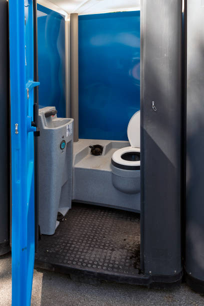 Portable bathroom rental in Plains, MT